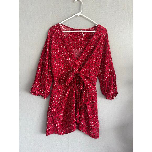 NWT's Free People Clara Floral Print Tunic Faux Wrap Red Mini Dress Size Xsmall - Picture 1 of 14